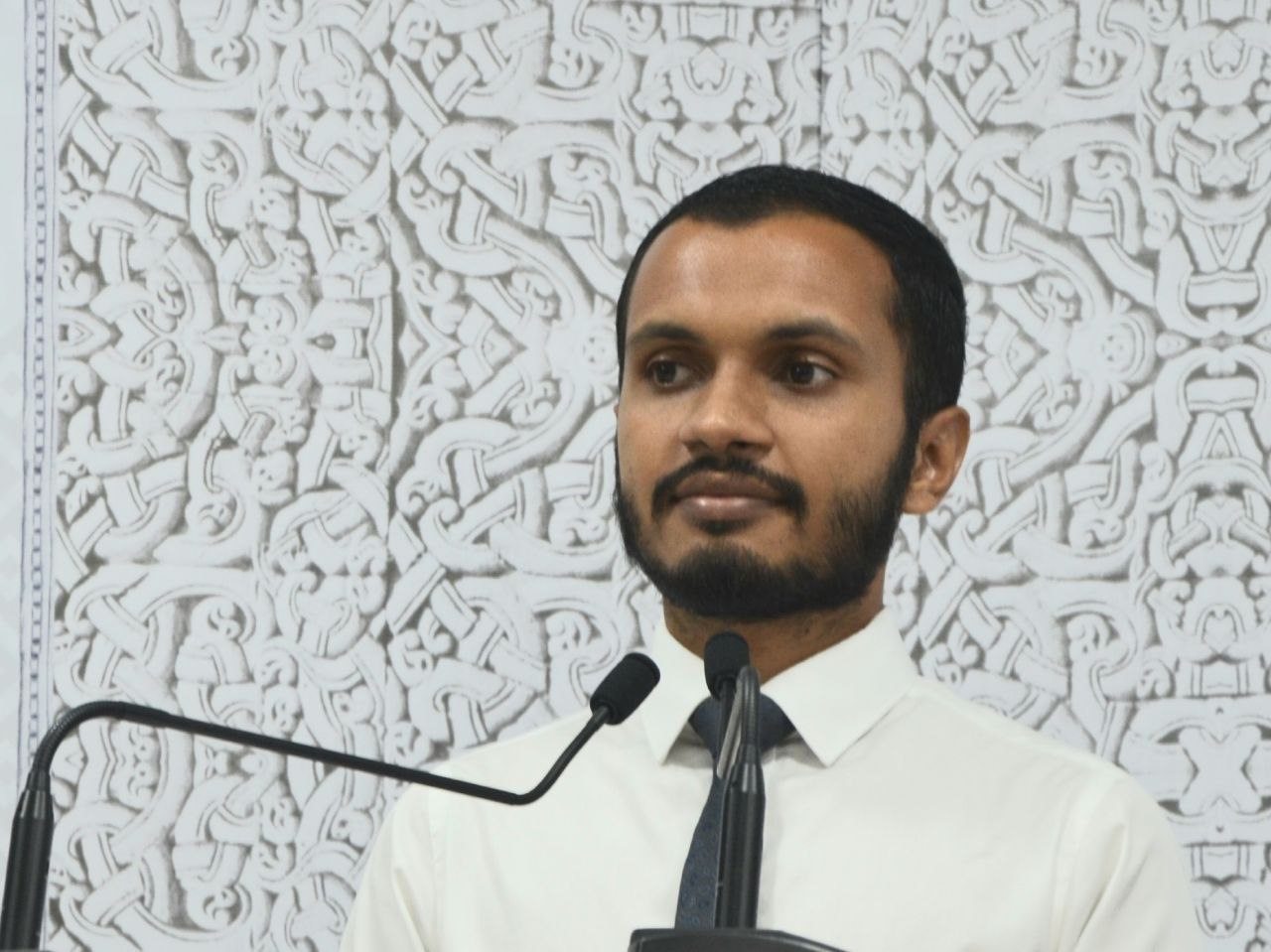 ފެނަކައިން 5 އަހަރު ތެރޭ 5000 ވަޒީފާ ދިންއިރު 4 ބިލިން ދަރަނި