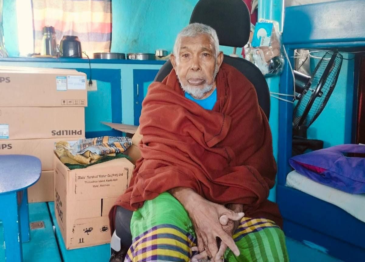 އުދަރެސް ބޯޓުން ބަންޑުން ޖަހާލައިގެން ކަނޑުވި މީހާ ސަލާމަތުން އޮއްވާ ފެނިއްޖެ