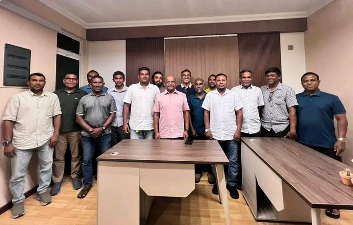 ސަރުކާރު ގެންނަ މަސައްކަތް ކުރި އެތައް ބަޔަކު މިއަދު ތިބީ އެމްޑީޕީއާއެކު: ޝާހިދު