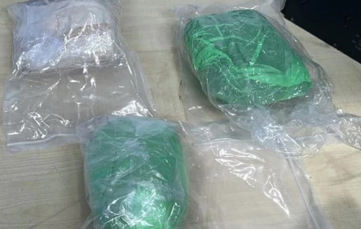 6 ކިލޯގެ މަސްތުވާތަކެއްޗާއެކު ހައްޔަރުކުރި އިންޑިއާގެ ދެ މީހުންގެ ބަންދަށް 6 ދުވަސް ޖަހައިފި