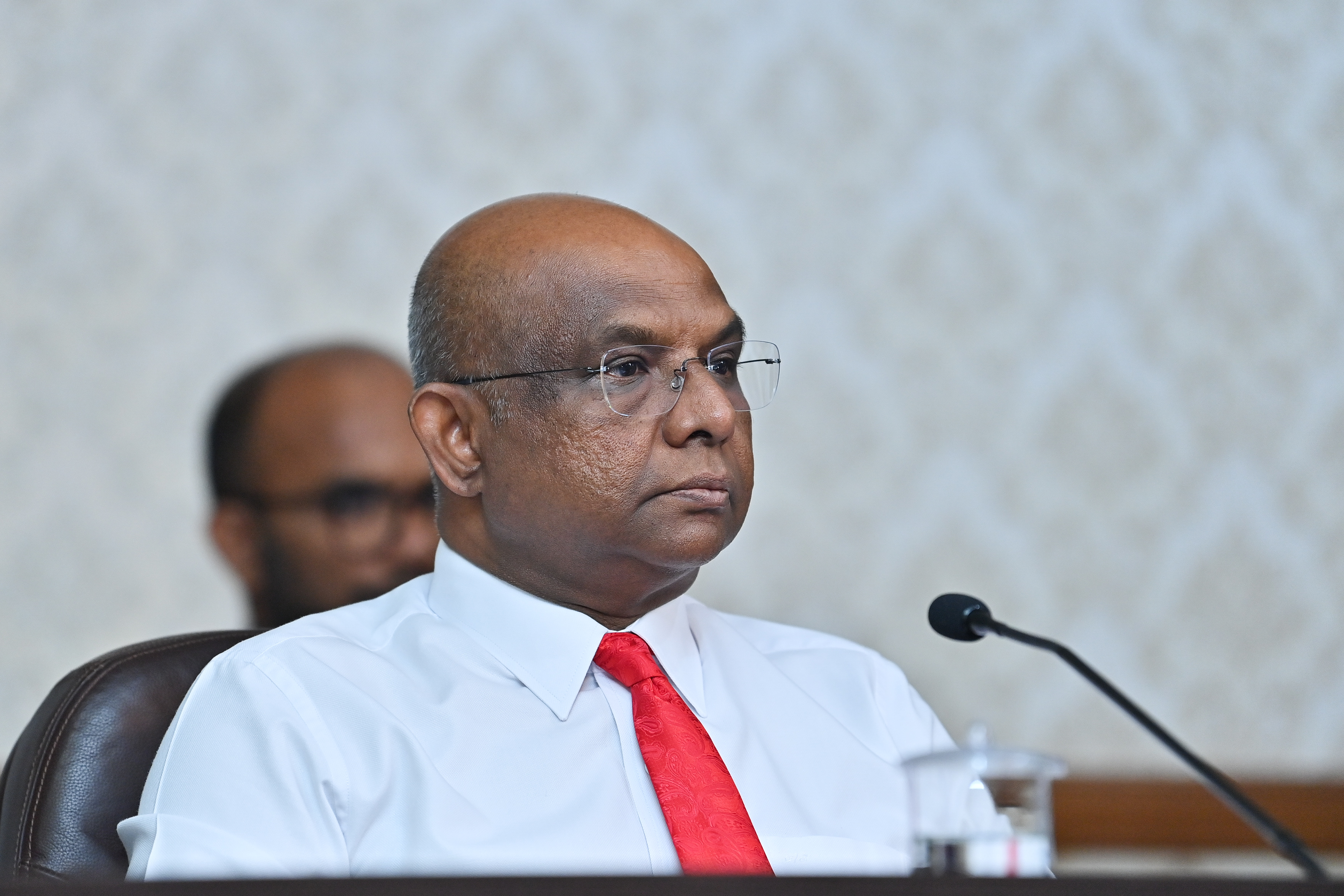 ރަނިންމޭޓް، އައްޑޫ އަސްލަމަށް ޝާހިދުގެ ތައުރީފް; އަސްލަމަކީ އިޚުލާސްތެރިއެއް