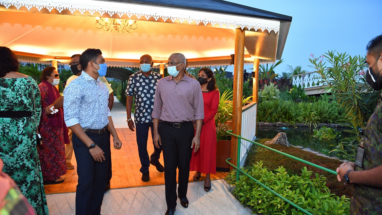 މާލޭގެ ޕާކުތައް ހުޅުވާ ގަޑިތަކަށް ބަދަލުގެނެސްފި