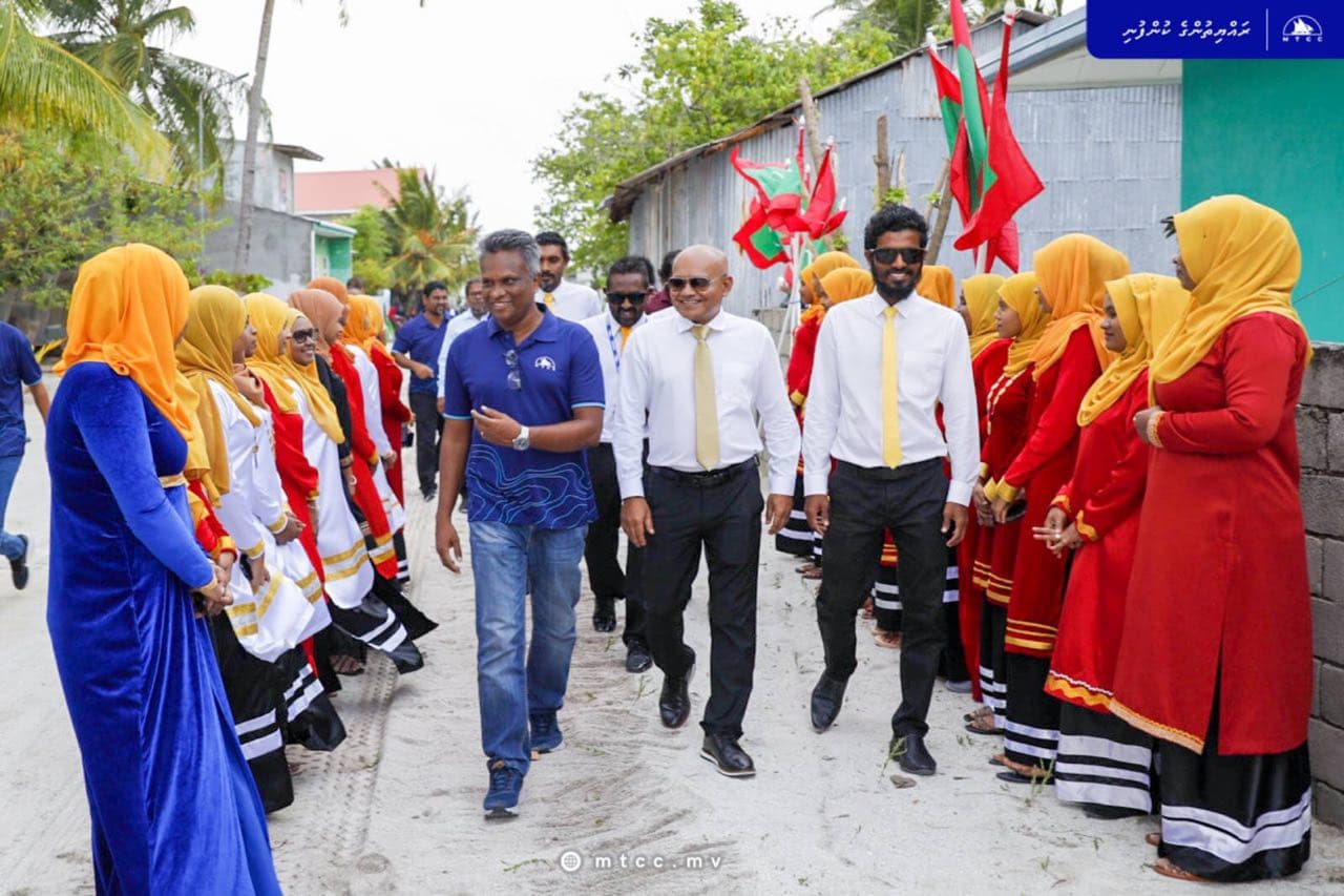 އަލިފުށި އެއަރޕޯޓްގެ މަސައްކަތް ރަސްމީކޮށް ފަށައިފި