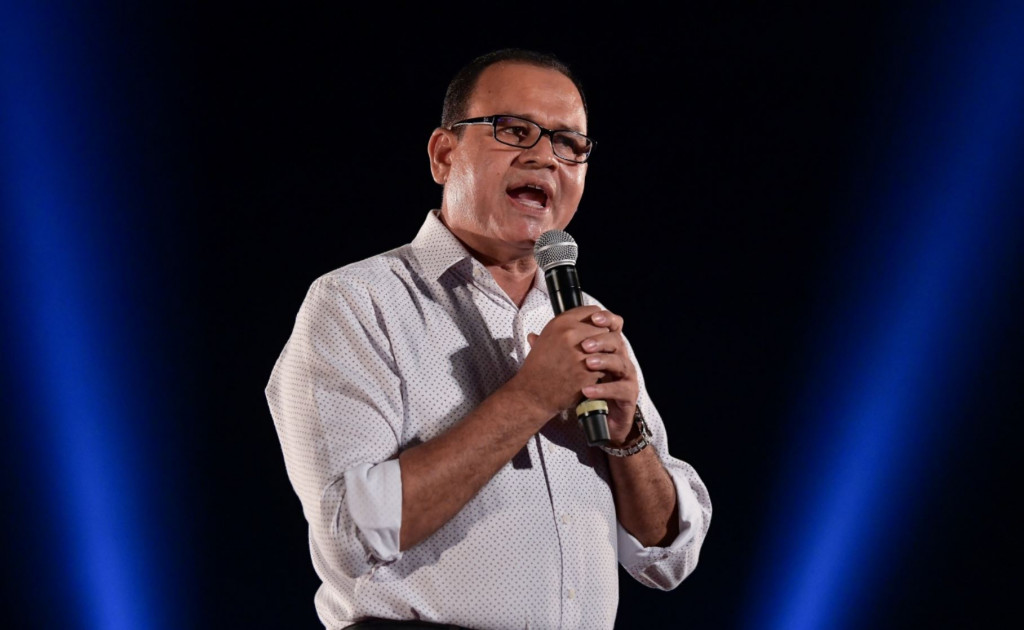 ރައީސްގެ ރިޔާސީ ވަޢުދުތައް "ރަނުން ރަނަށް" ފުއްދާނެ: އާދަމް ޝަރީފް