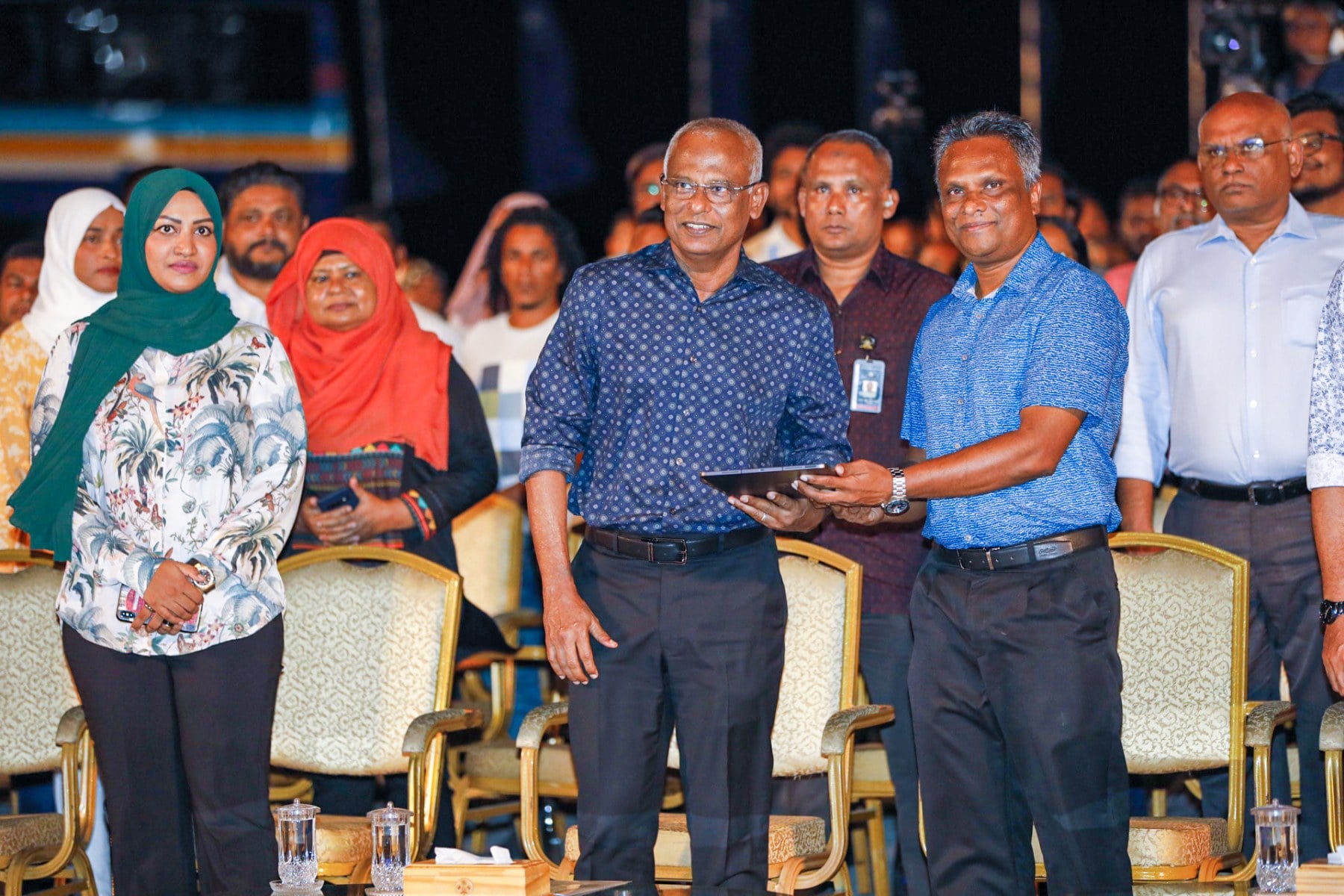 އެެމްޓީސީސީގެ އައު ބަސްތަކާއެކު، އައު 2 ބަސްރޫޓެއްގެ ޚިދުމަތް ފަށައިފި