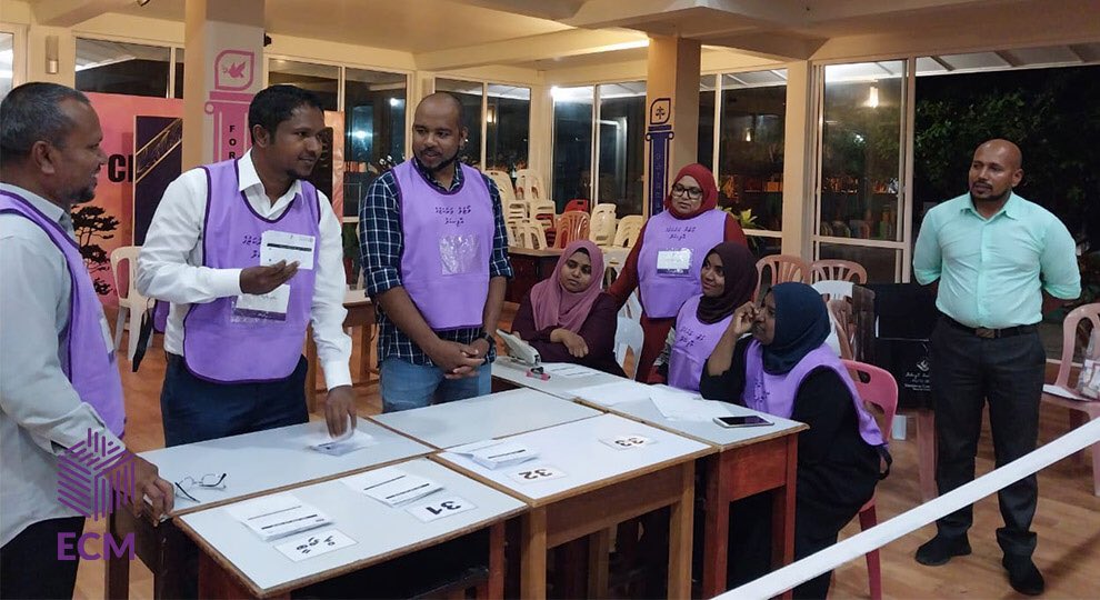 ރިޔާސީ އިންތިހާބުގެ ކޮމްޕްލެއިންޓްސް ބިއުރޯތައް މާދަމާ ގާއިމްވެގެންދާނެ: އީސީ