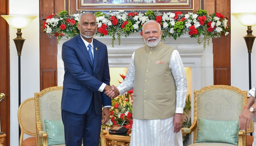 އިންޑިއާއިން ރާއްޖެއަށް ދީފައިވާ 30 ބިލިއަން ރުޕީސްގެ ކަރަންސީ ސްވަޕް ފެސިލިޓީ ރޯލްއޯވާ ކޮށްދީފި