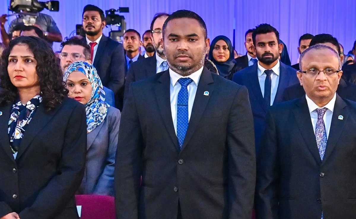 އޭސީސީން އެދުނު ގޮތަށް ކުރީގެ ފަނޑިޔާރު މަހާޒުގެ މައްޗަށް ދައުވާ ނުކުރަން ޕީޖީން ނިންމައިފި