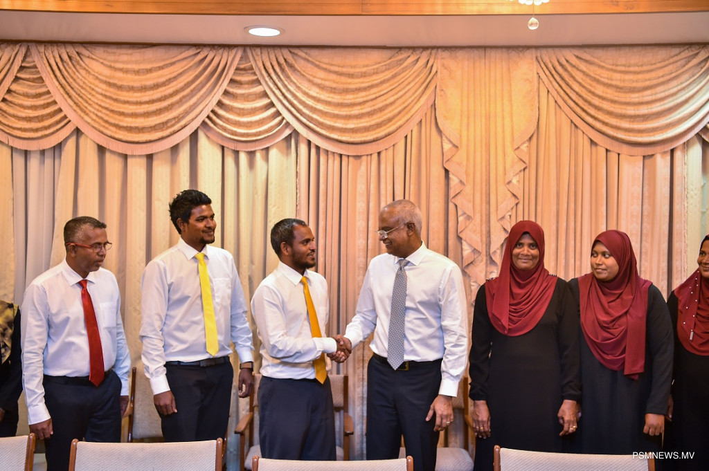 ވައުދާ އެއްގޮތަށް ފެނާ ނަރުދަމާގެ މަސައްކަތް ކުރިއަށްދާތީ މާޅޮހު ކައުންސިލްގެ ޝުކުރު ރައީސަށް