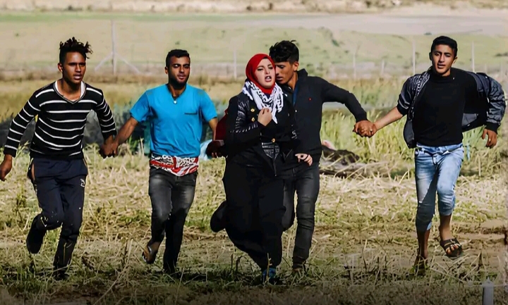 ނުރައްކަލުގެ ތެރޭގައިވެސް ގާޒާގެ ޒުވާނުން ދައްކުވައިދިން އިންސާނީ އައްޑަނައިގެ މަތިވެރި ނަމޫނާ