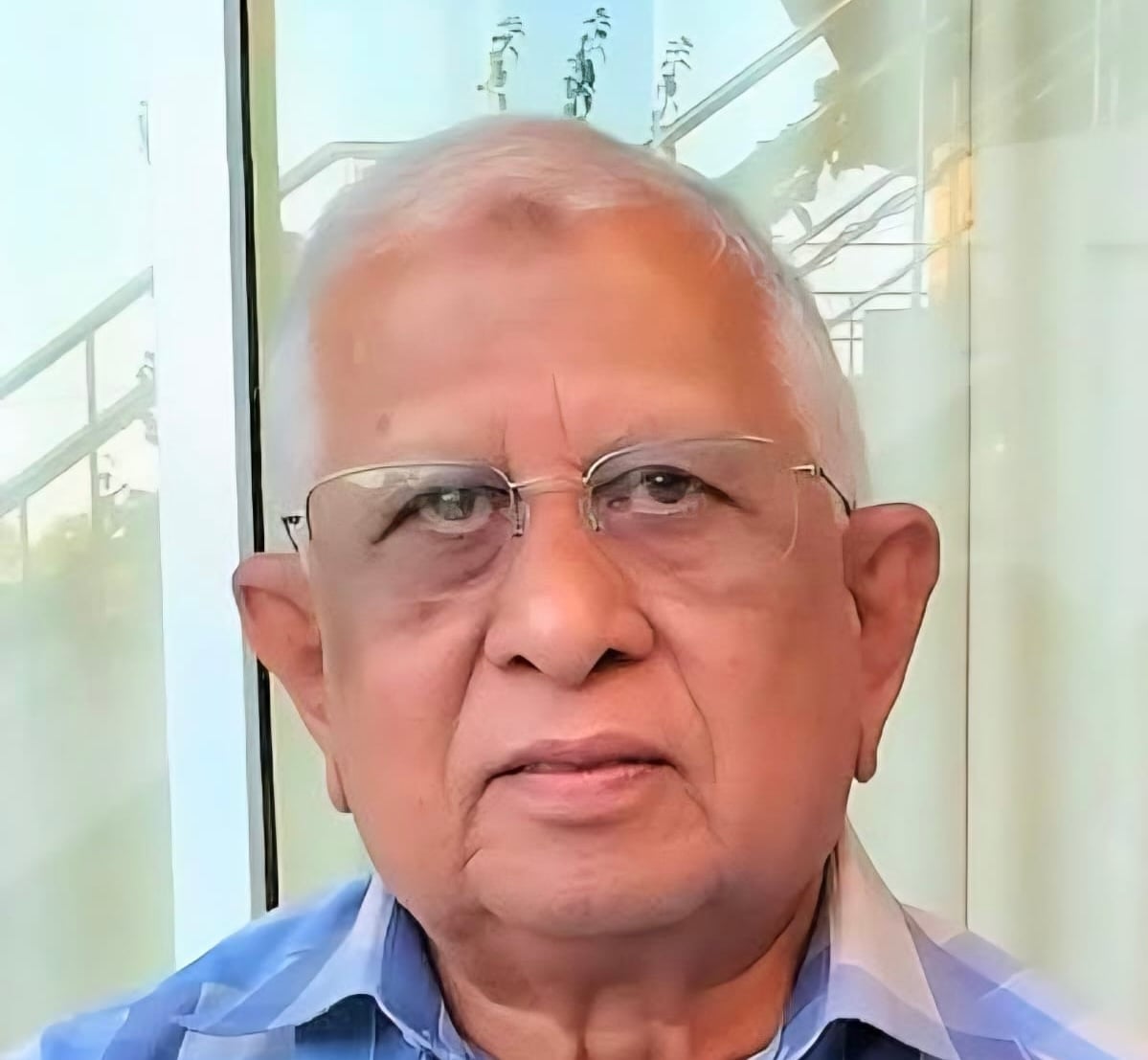 އަހްމަދު ޞާލިޙަކީ އައްޑޫގެ ކުރިއެރުމަށާއި ތަރައްޤީއަށް މުހިންމު ހިދުމަތްތަކެއް ކޮށްދެއްވި ބޭފުޅެއް: ރައީސް