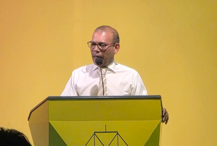 ކްރިކެޓްގެ ތެރެއިން ފުވައްމުލަކަށް މާލީ އަދި ފަތުރުވެރިކަމުގެ މަންފާ ހޯދައިދޭނެކަމުގެ ޔަގީންކަން ރައީސް ނަޝީދު ދެއްވައިފި