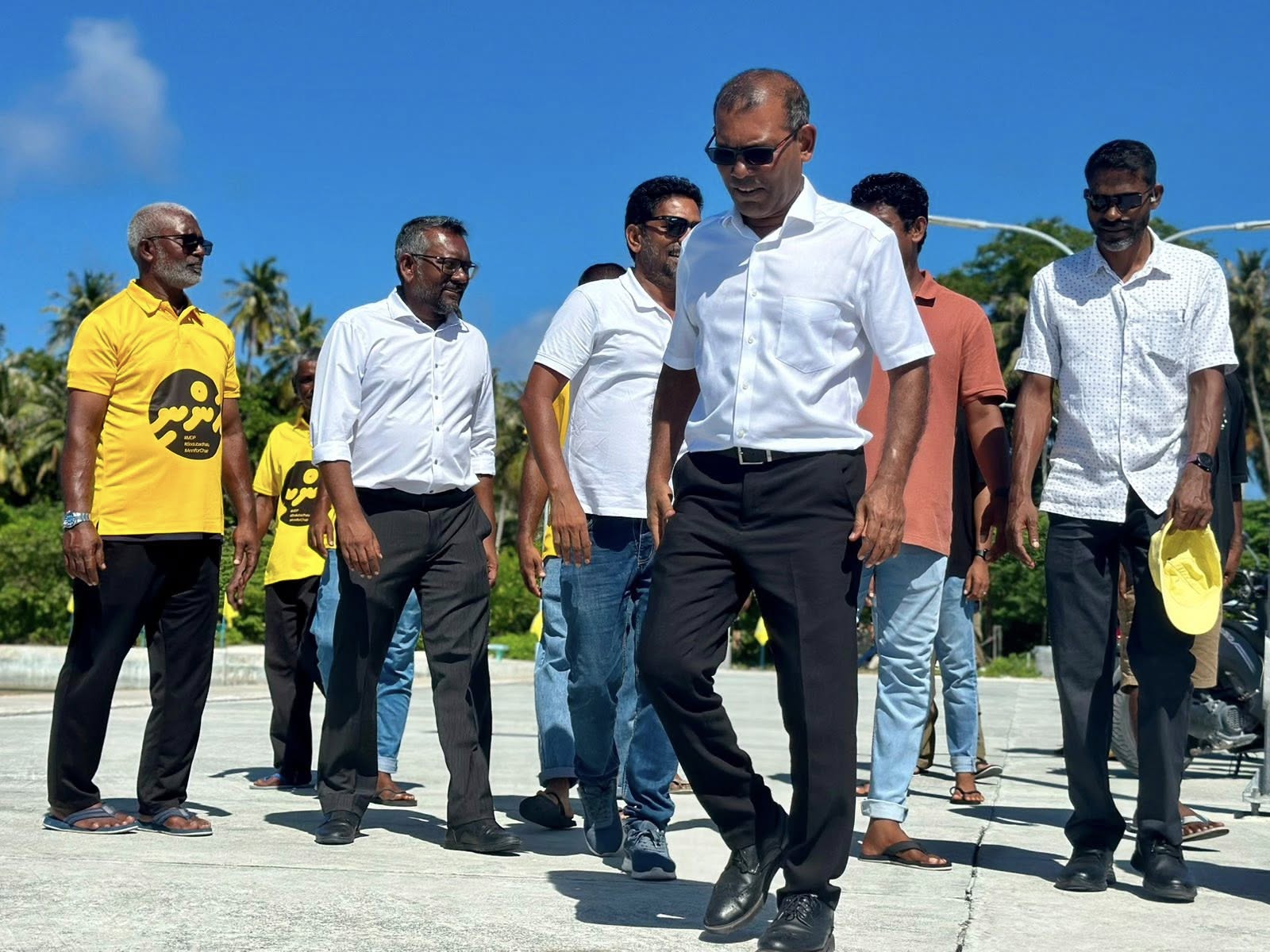 ރައީސް ނަޝީދުގެ ކެމްޕޭންގެ ބޮޑު ބައްދަލުވުމެއް ހުކުރު ދުވަހުގެ ރޭ ހުޅުމާލޭގައި