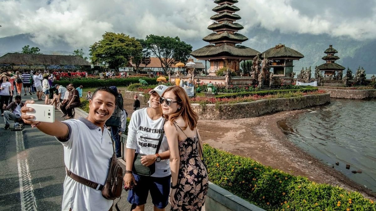 ކައިވެނި ނުކުރާ ދެޖިންސުގެ މީހުން އެކުގައި އުޅުން މަނާކުރަނީ