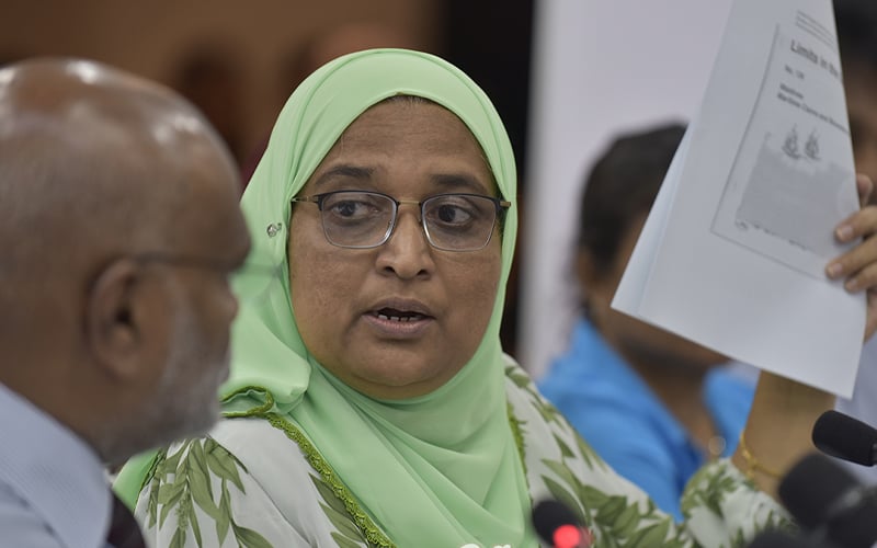 ކުރީގެ ލީގަލް އެފެއާޒް މިނިސްޓަރު އާޒިމާގެ ޝަރީޢަތުގެ އަޑުއެހުން ކެންސަލްކޮށްފި