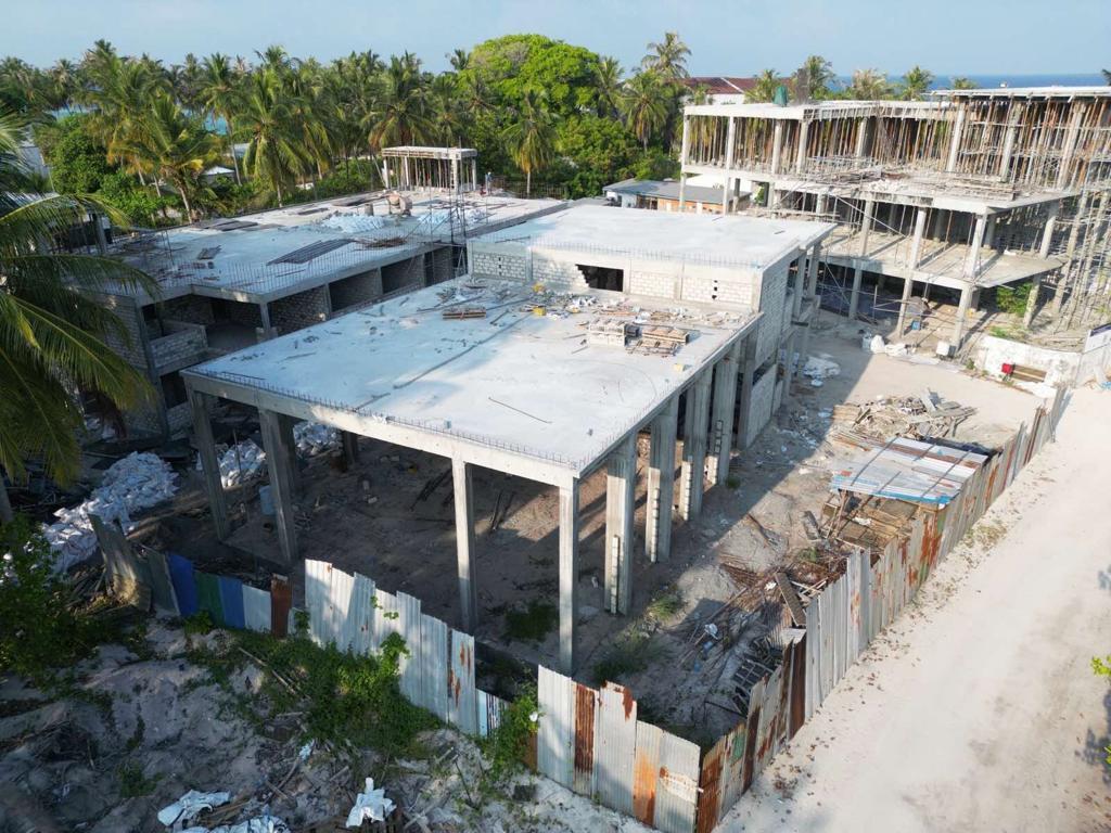 އަލިފުށީގައި އިމާރާތްކުރާ ޓިވެޓް ސެންޓަރުގެ މަސައްކަތް ބާރަށް ކުރިއަށް