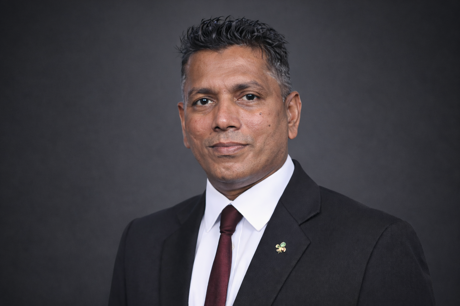 ހިތަދޫ އުތުރު ދާއިރާގެ އެމްޑީޕީ ޓިކެޓް އައްޑޫގެ ކުރީގެ މޭޔަރު ސޯބެ އަށް