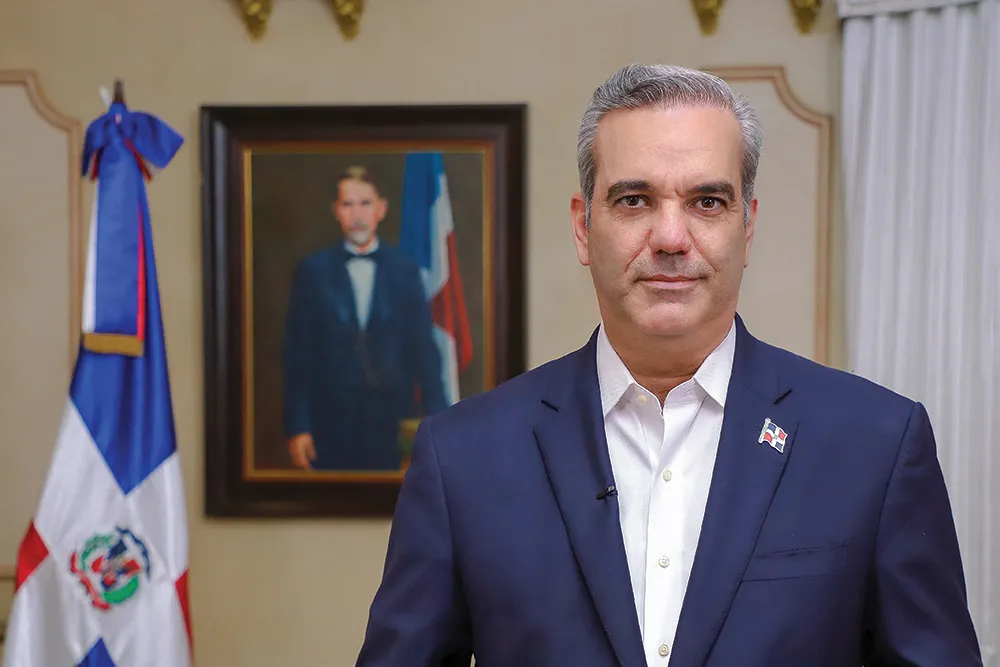 ރައީސުލްޖުމްހޫރިއްޔާ، ޑޮމިނިކަން ރިޕަބްލިކްގެ ރައީސަށް ތަހުނިޔާ ވިދާޅުވެއްޖެ