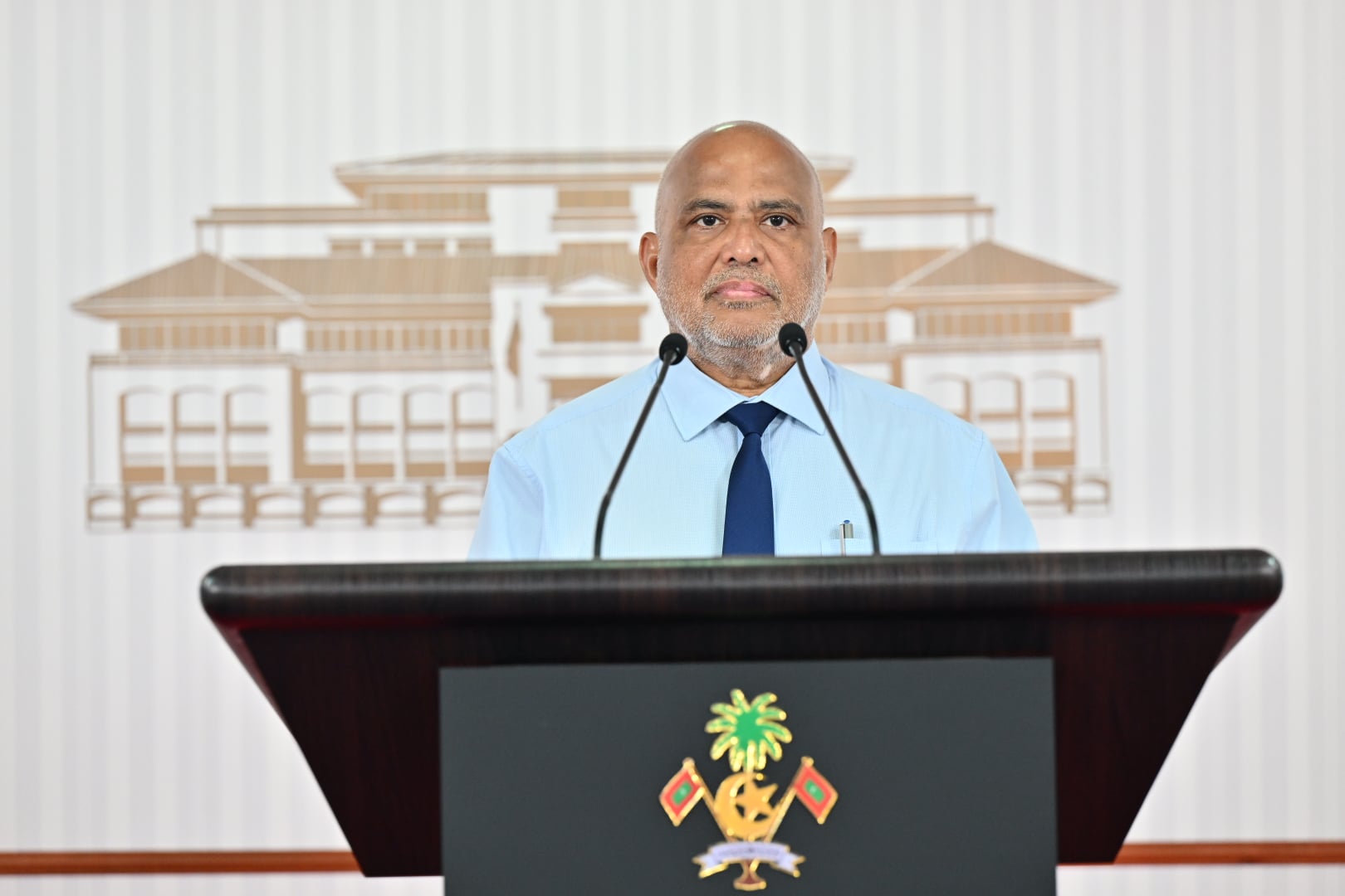 ދަރިވަރުންނަށް ފައިސާ ފޮނުވުން ލަސްވަނީ ޔުނިވަރސިޓީތަކުން ފަހު ވަގުތު އިންވޮއިސް ފޮނުވާތީ: މިނިސްޓަރ