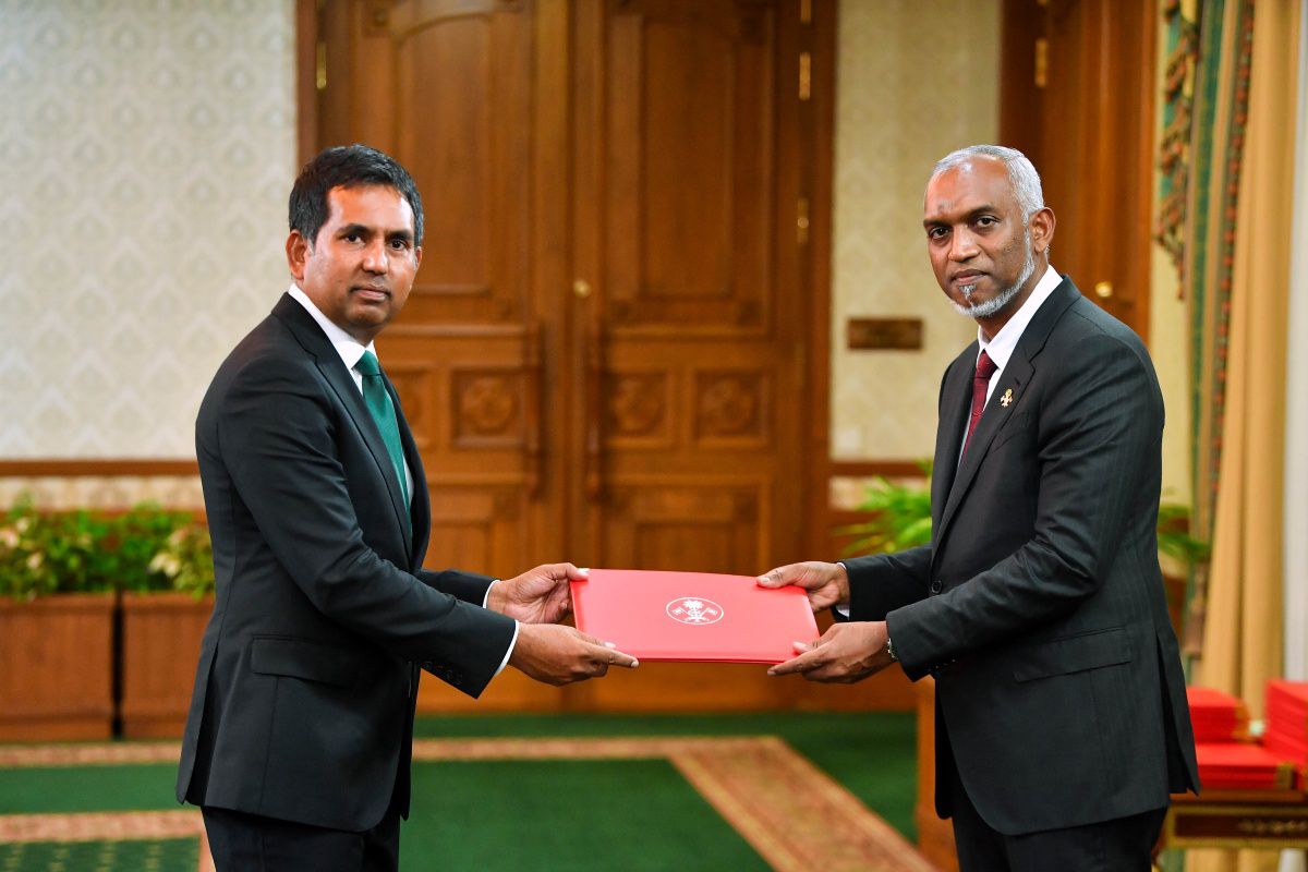 މުޢިއްޒު އާއި ސަޢީދަށް އިޙްސާސް ނުވިޔަސް ތަކެތީގެ އަގު ބޮޑުވާކަން ރައްޔިތުންނަށް އިހުސާސް ކުރެވޭ