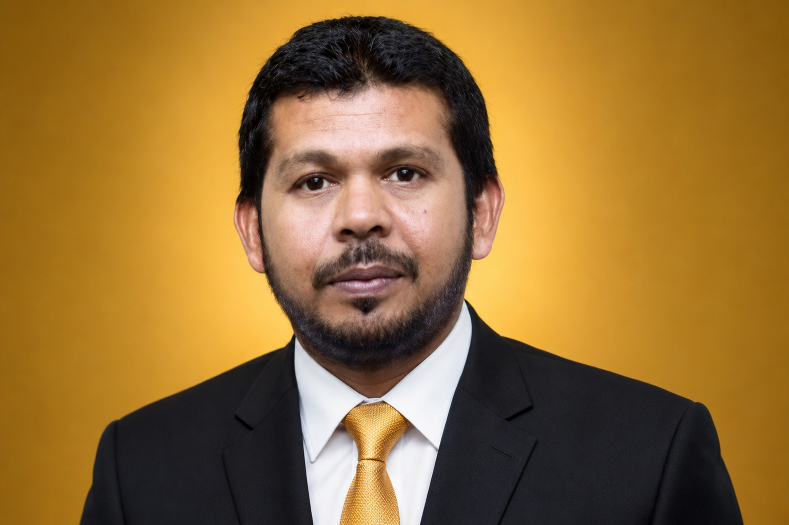 ފައްޔާޒަށް ތާއީދުކުރަނީ އަމިއްލަ ޚިޔާލަށް، ހަގީގަތަށް ސާދާކޮށް ބަސްބުނާތީ؛ ބަހުސް މިކުރަނީ އަލަކަށްނޫން: ވައްޑެ