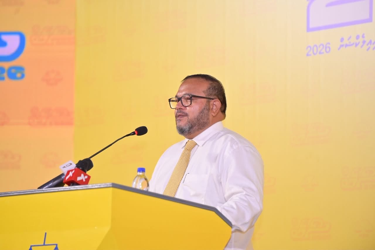 ސިޔާސީ ފިކުރަށް ބަލައި މުވައްޒަފުން ވަޒީފާއިން ވަކިކުރުން މަޖިލީހުގެ ކުރީގެ ރައީސް އަސްލަމް ކުށްވެރި ކުރަށްވައިފި