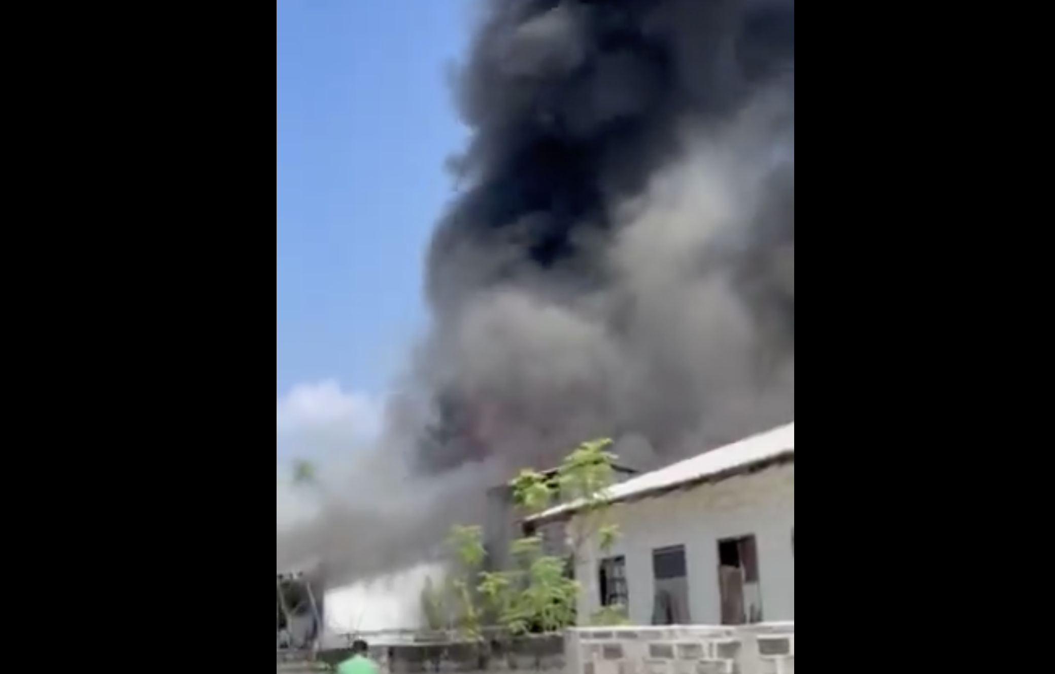 ރ. އަލިފުށީ އައިރިސްގޭގައި އަލިފާން ރޯވެއްޖެ