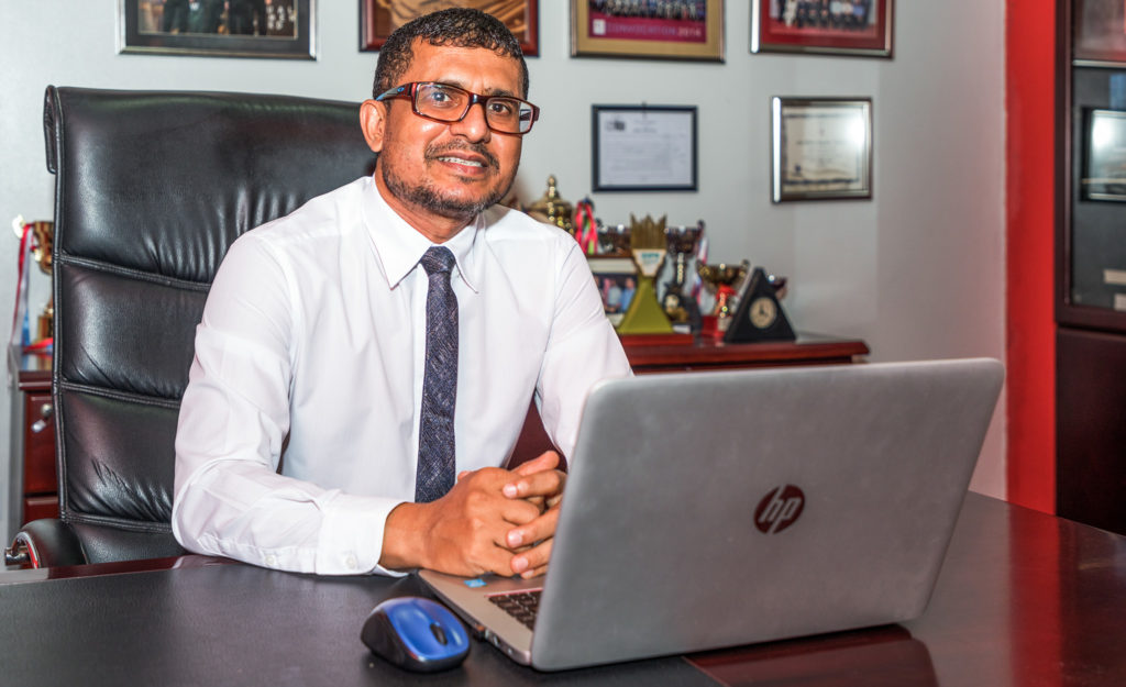 އައްޑޫ ހުޅުދޫ ކައުންސިލްގެ އާ ދައުރާ ގުޅޭގޮތުން ސައިރިކްސް ޝަރީފްގެ ކަންބޮޑުވުންތަކެއް