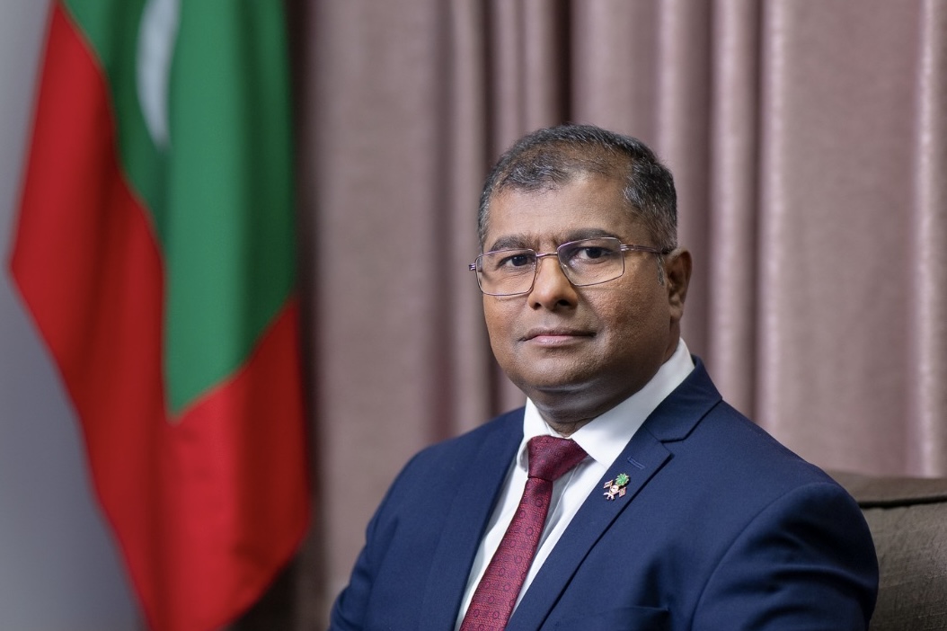 ދިވެހި ބަހާއި ސަގާފަތާ ބެހޭ ވަޒީރު އާދަމް ނަސީރު މަގާމުން އިސްތިއުފާ ދެއްވައިފި