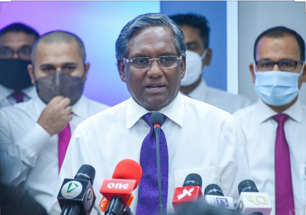 ރައީސް ޑރ. ވަހީދު ޕީޕީއެމުން ވަކިވެވަޑައިގެންފި