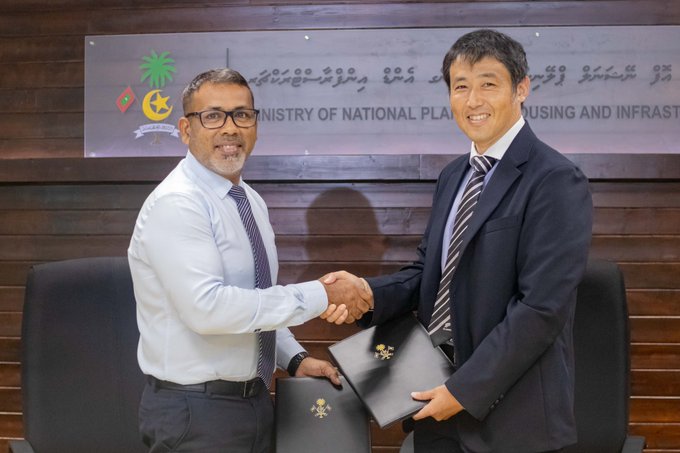 ޖަޕާނުގެ އެހީގައި މާލޭގެ އެއްގަމުތޮށި އަޕްގްރޭޑް ކުރަން ސާވޭ ކުރަނީ