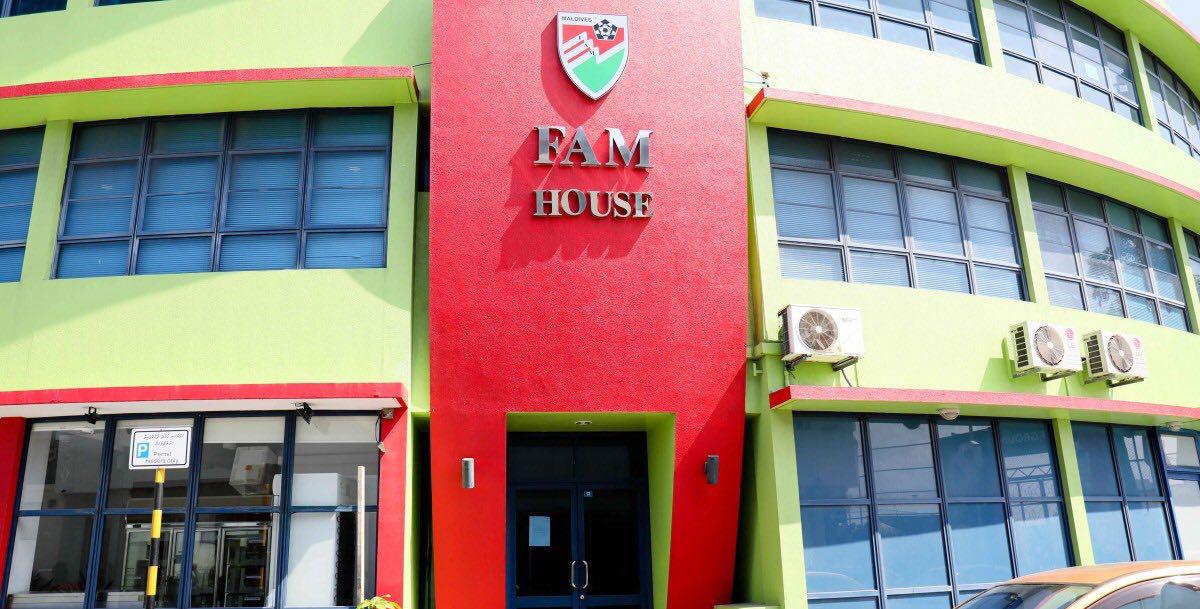 ފީފާގެ އިންޒާރު: ނުފޫޒު ވަންނަނަމަ ރާއްޖެ ސަސްޕެންްޑްކުރަން ޖެހިދާނެ