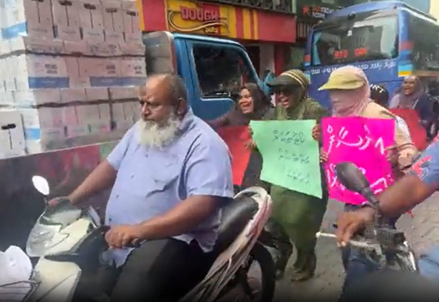 ދީނީ އިލްމުވެރިންނަށް ފުރައްސާރަކުރުމަކީ ނުރައްކާތެރި ސިގްނަލެއް: މިނިސްޓަރ