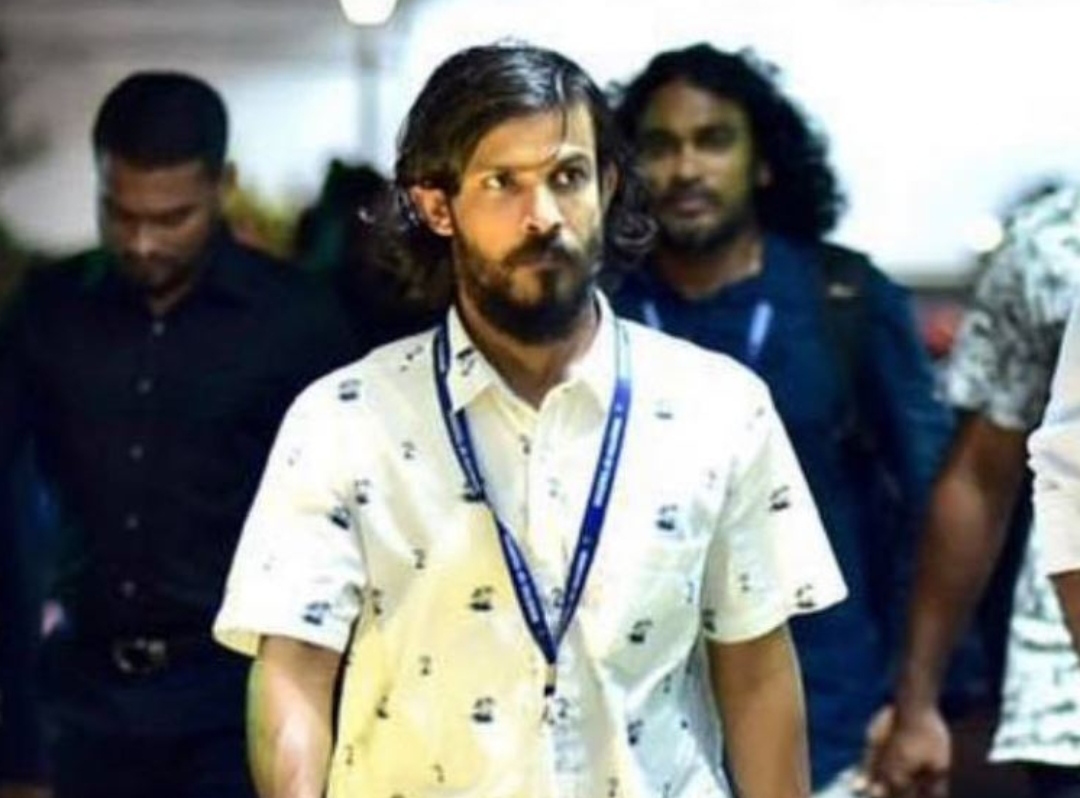 ޕާސްޕޯޓް ހިފަހައްޓާފައި އޮތުމުން ސްމިތަށް މިނިސްޓަރާއެކު ފުރާވަޑައެއް ނުގެންނެވުނު!