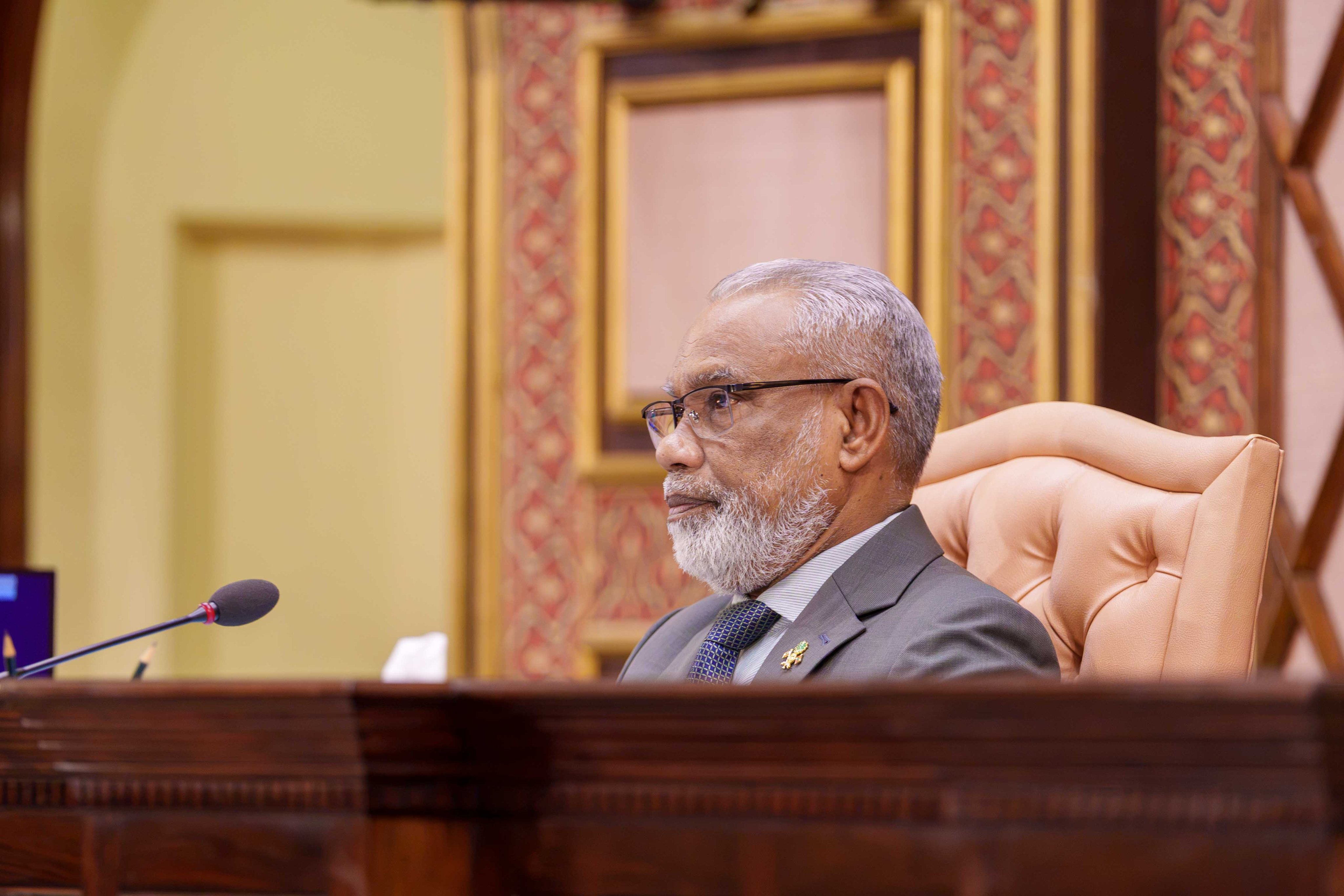 މަޖިލީހުގެ ދައުރު މި މަހުގެ 20 ވަނަ ދުވަހުގެ ނިޔަލަށް ދަންމާލުމަށް ފާސްކޮށްފި