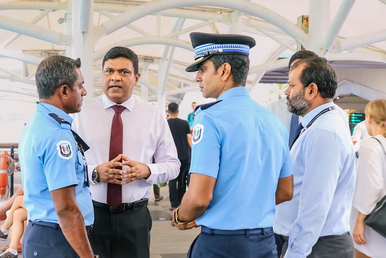 "ޓެކްސީގައި މީޓަރު ތައާރަފް ކުރުމުން އަގުތަކުގެ މައްސަލައަށް ދާއިމީ ހައްލެއް އަންނާނެ"