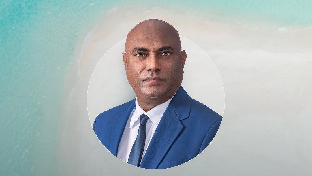 ވިޒިޓް މޯލްޑިވްސްގެ މެނޭޖިން ޑިރެކްޓަރަކަށް ޔާސިރު