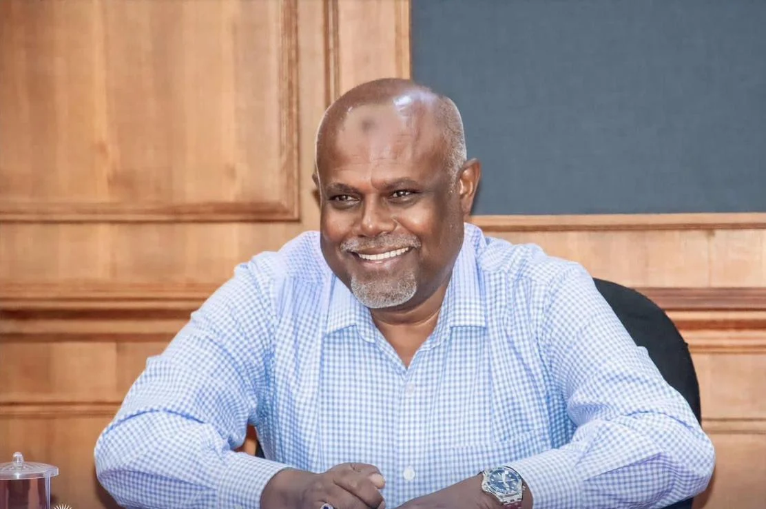 ނަފާގެ ޝަކުވާ: ވާހަކަދެއްކިޔަސް ކަމަކުނުދޭ؛ ބަހެއްނުބުނެ ހިމޭނުން ހުއްޓަސް ސަލާމަތެއްނެތް