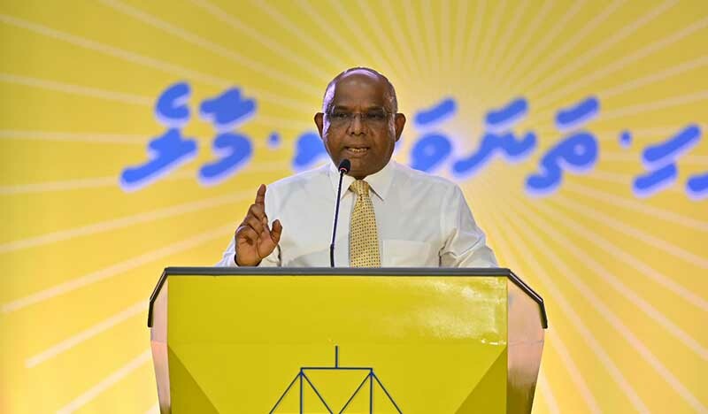 އައްޑޫ ބަހުރުވައަކީވެސް ދިވެހި ބަސް: މެމްބަރަކަށް ކުރި މަލާމާތް ޝާހިދު ކުށްވެރިކުރައްވައިފި