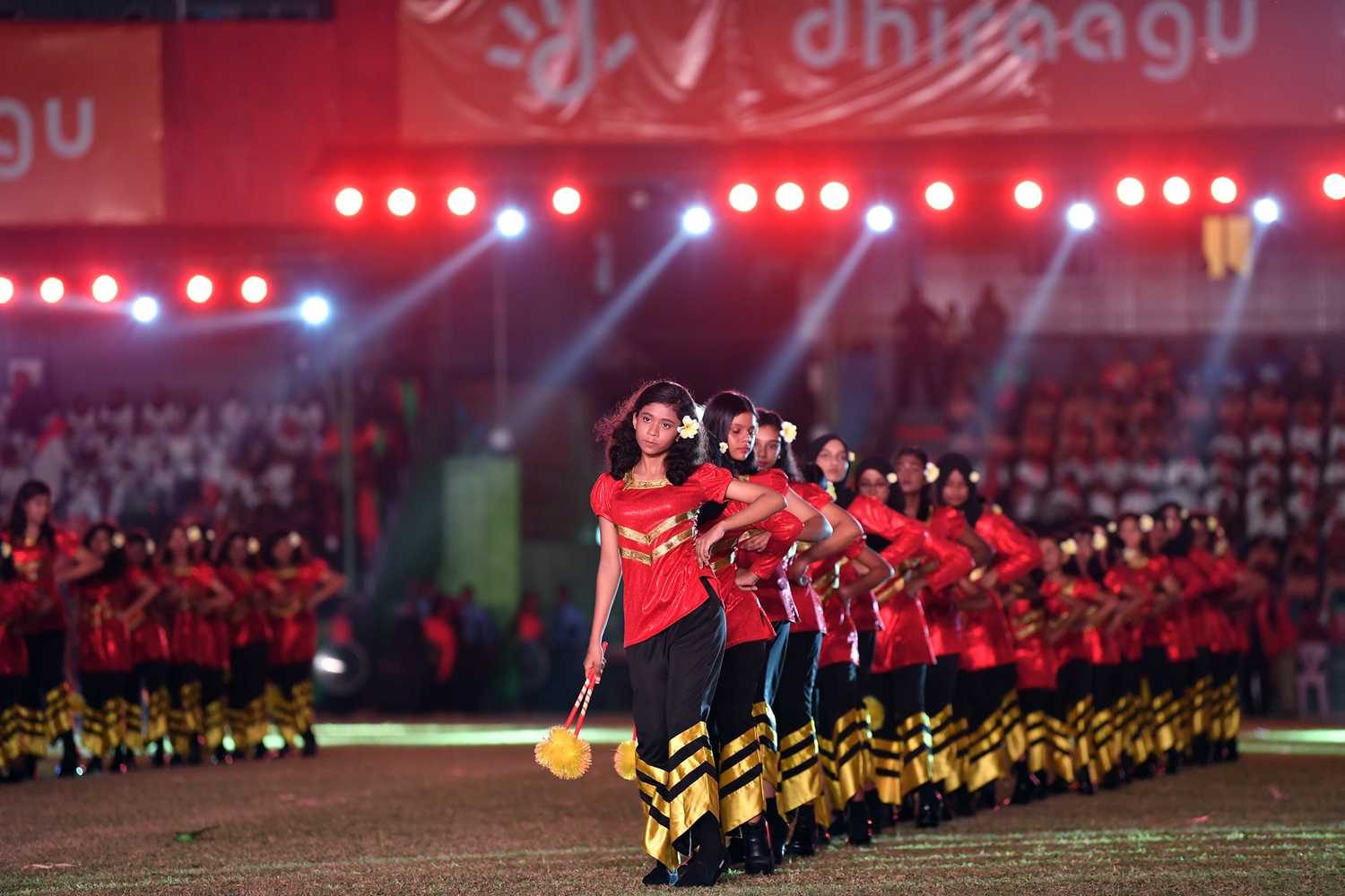 މިނިވަންދުވަސް ފާހަގަކުރުމަށް 18 ގަޑިއިރުގެ ޓީވީ ޕްރޮގްރާމެއް!