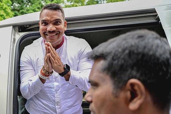 އެއާބަސް ޑީލުގެ ކޮރަޕްޝަން މައްސަލައިގައި ނަމާލް ރާޖަޕަކްސަ ހައްޔަރުކޮށްފި