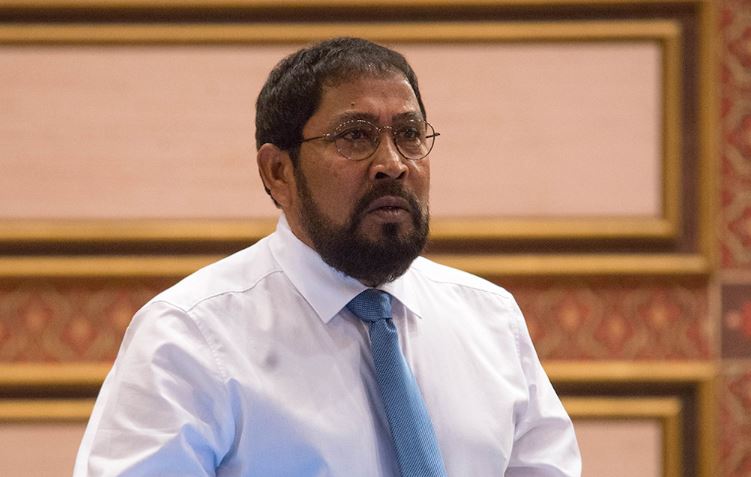 ސަރުކާރަށްވުރެ ކުރިން ގާސިމް ވަނީ ބޭސްފަރުވާއާއި ތައުލީމަށް އެހީތެރިވާން ފަށާފައި: ލުބްނާ