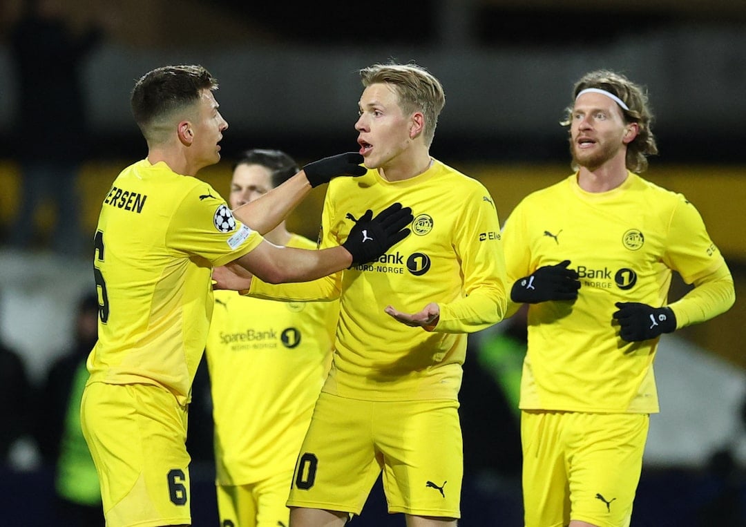 ބޯޑޯ/ގްލިމްޓް: އާކްޓިކްގެ ކުޑަ ކްލަބުން މުޅި ޔޫރަޕް ހައިރާން ކޮށްލައިފި