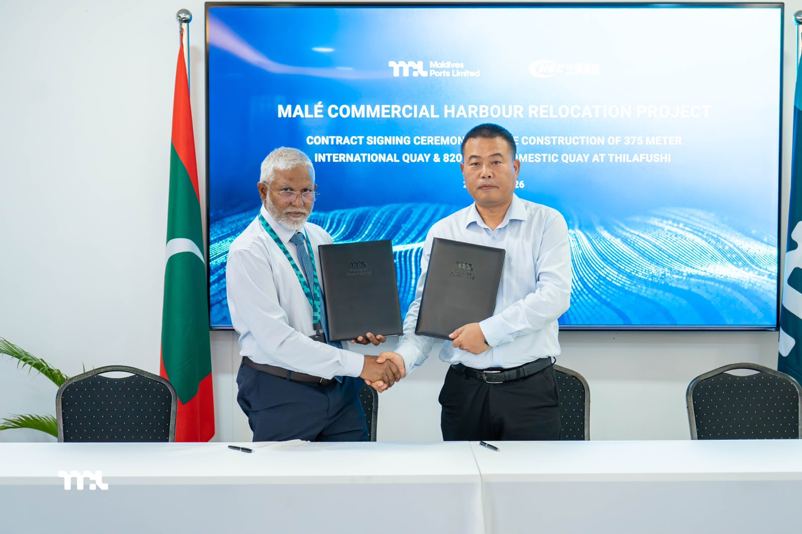 މާލޭ ވިޔަފާރި ބަނދަރު ތިލަފުއްޓަށް ބަދަލުކުރުމުގެ މަޝްރޫޢުގެ އިންޓަރނޭޝަނަލް އަދި ޑޮމެސްޓިކް ކީ-ވޯލްގެ މަސައްކަތް ހަވާލުކޮށްފި