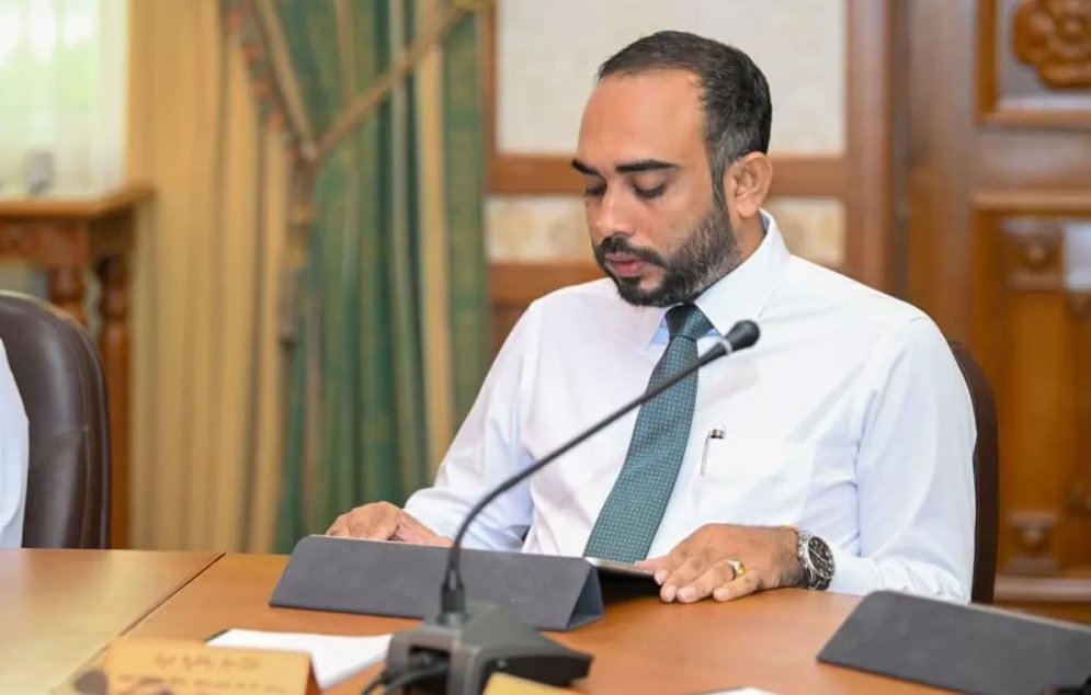 ޔޫތު މިނިސްޓަރ އަސްވާޑް އިސްތިއުފާ ދެއްވައިފި