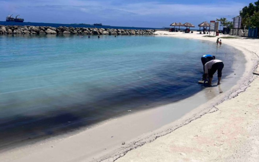 ރަސްފަންނަށް ތެޔޮ ލީކުވެ މޫދަށް ނޭރެން އިލްތިމާސްކޮށްފި