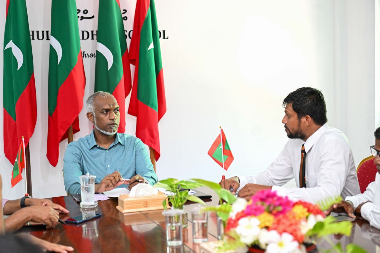 ލިޔެލާޖެހި ތަކެތި ރާއްޖެ އެތެރެކުރުން މަނާކުރަން ތުޅާދޫ ކައުންސިލުން އެދެފި