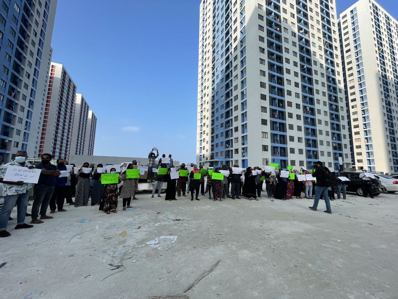 ހުޅުމާލޭގައި މީހުން އެއްވެ ހަފުލާތަކާއި ހަރަކާތްތައް ބޭއްވުން މަނާކޮށްފި