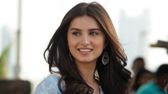 ތާރާ ސުތާރިއާވެސް ދިވެހިރާއްޖޭގައި؛ ބޮލީވުޑްގެ ތަރިންނަށް ރާއްޖެއަކީ ދެވަނަ މުމްބާއީ