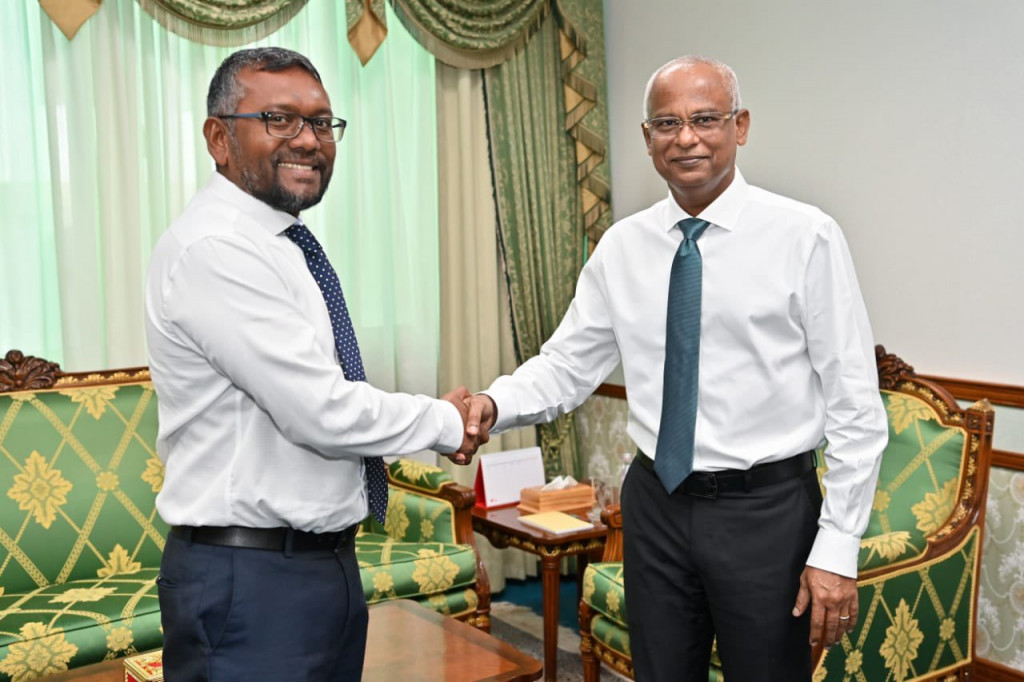 ފެނިގެންދިޔައީ ރައީސާއި ސަރުކާރަށް ރައްޔިތުންގެ ފުރިހަމަ ތާއީދު އޮތް މަންޒަރު: ފައްޔާޟް